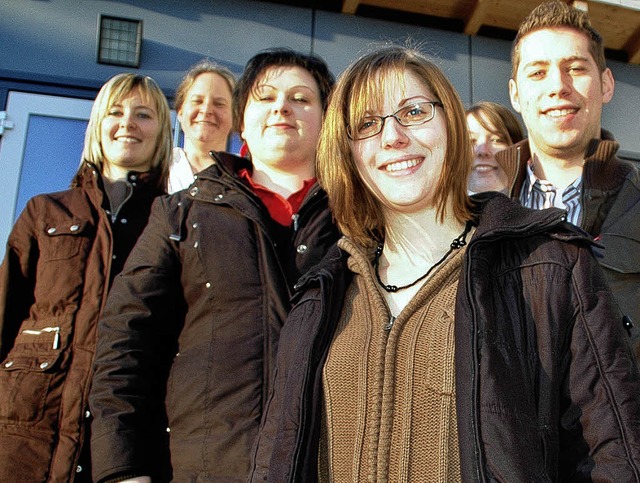 Das Bild zeigt die Klassenlehrerin Bri...e-, Bro- und Einzelhandelskaufleute.   | Foto: Hermann Schaper