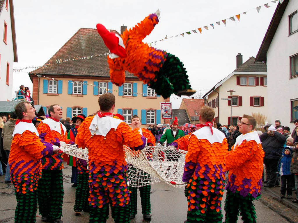 Umzug in Ringsheim zum 55. Jubilum der Narrenzunft Rmsser