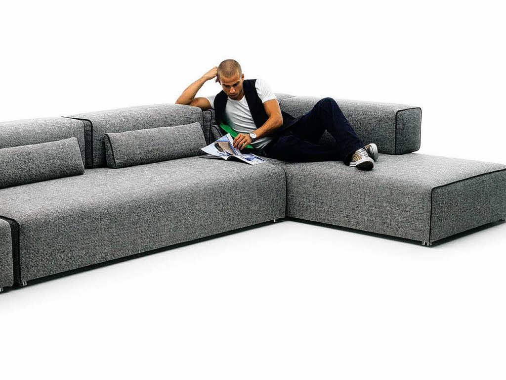 Liegewiese: Die neuen Sofas sind modulare Modelle, sie lassen sich flexibel zusammenfgen.