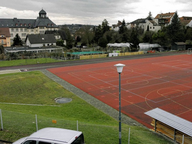 Sdlich des CSG-Sportplatzes, etwa in ...die neue Schulsporthalle gebaut werden  | Foto: Bastian Henning