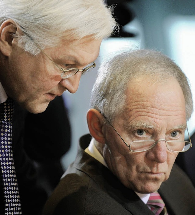 Frank-Walter Steinmeier und Wolfgang Schuble (rechts).    | Foto: ddp