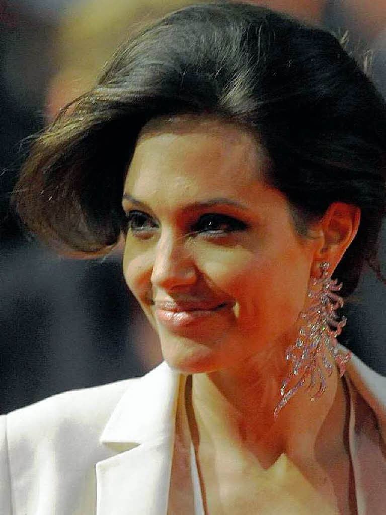 …Angelina Jolie („Der fremde Sohn“)…