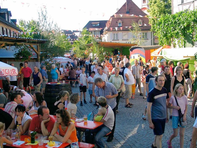 Viel Leben in Riegels Ortsmitte beim S...st nach der  jngsten Absage fraglich.  | Foto: Helmut Hassler