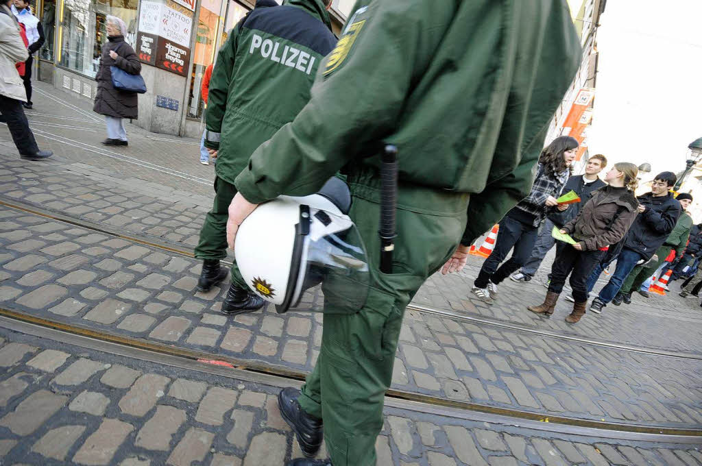 Protest in Freiburg: Mehr als 2000 Studierende demonstrierten in der Innenstadt gegen Studiengebhren.