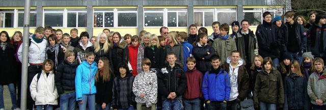 26 junge Franzsosen   aus Coulommiers ...Kreisgymnasium  in Titisee-Neustadt.    | Foto: Frank Dreger