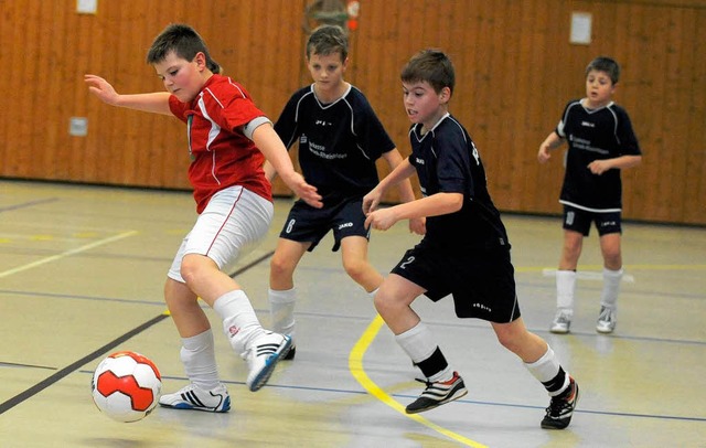 Nicht qualifiziert sind die E-Junioren...ch (in Rot) und FC Steinen-Höllstein. | Foto: Meinrad Schön Nicht qualifiziert sind die E-Junioren...ch (in Rot) und FC Steinen-Höllstein. | Foto: Meinrad Schön