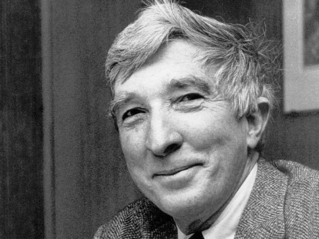 Mit 76 Jahren gestorben: der amerikanische Autor John Updike  | Foto: dpa