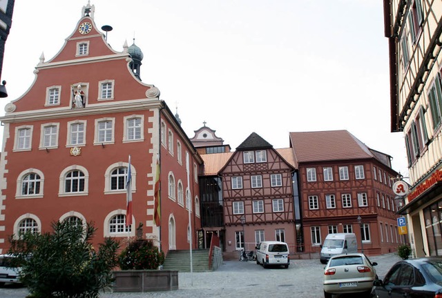 Ein teures Pflaster: Das Rathaus in Ettenheim.  | Foto: Erika Sieberts