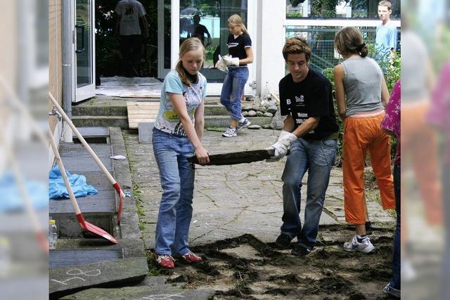 Schule bekommt Farbe