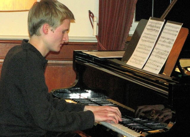 Generalprobe fr Jugend musiziert: Ang...mmich im Trompeterschloss am Klavier.   | Foto: michael gottstein