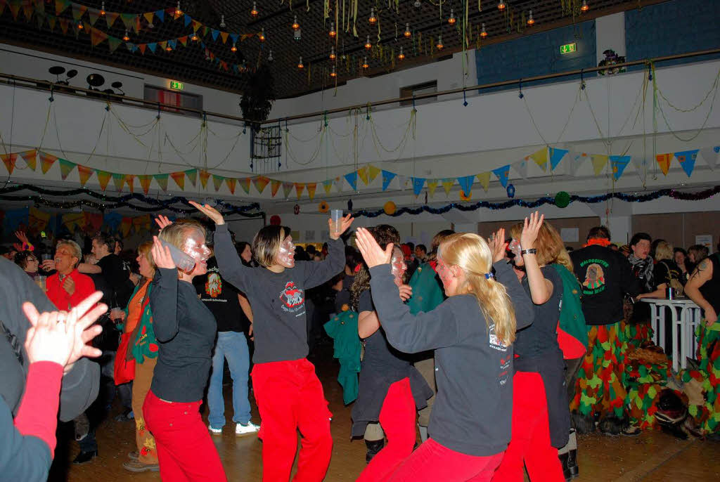 Impressionen vom 12. nachtumzug und vom ERffnungsball der Leisechlimmer-Zunft