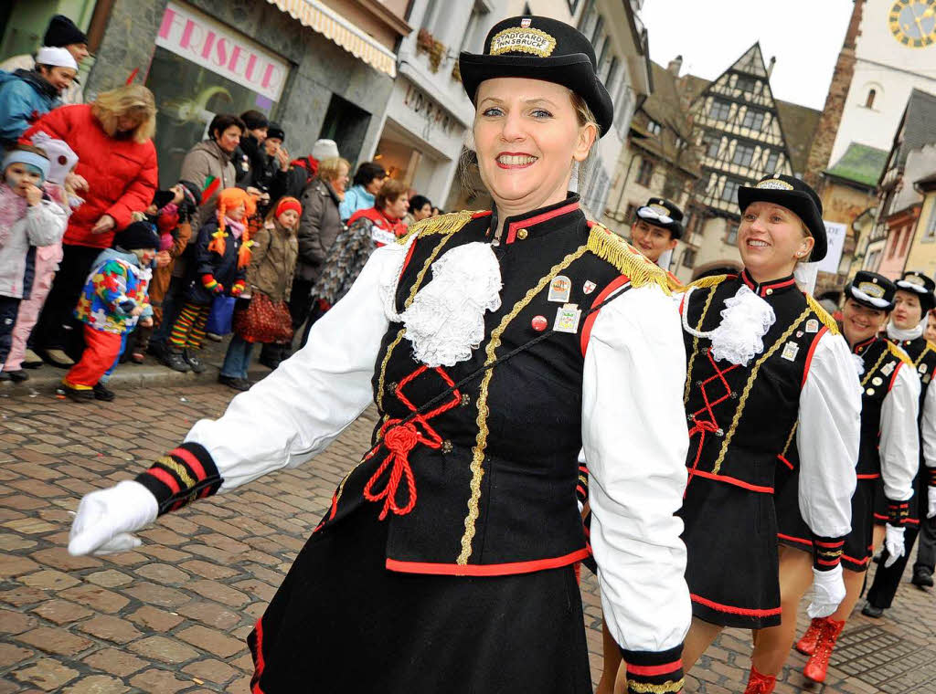 75 Jahre Breisgauer Narrenzunft: Jubilumszug durch die Freiburger Innenstadt.