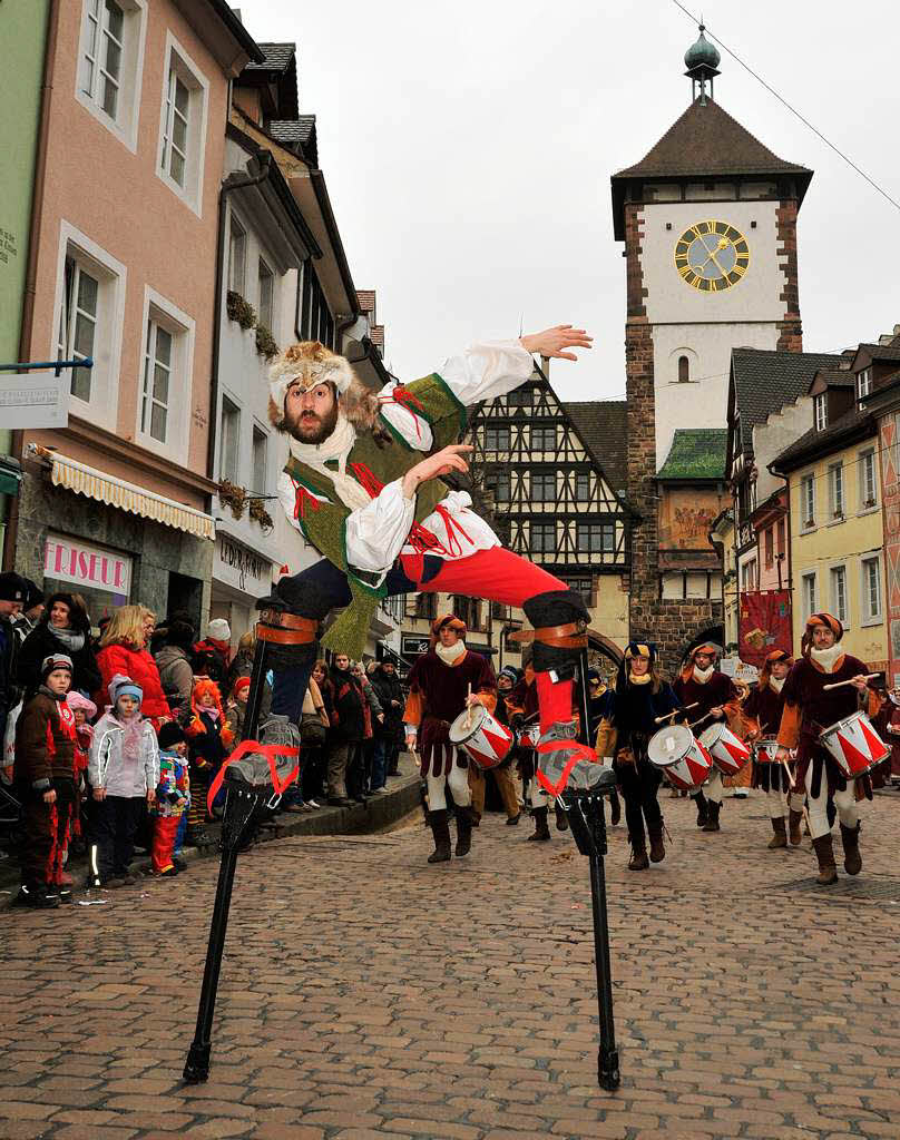 75 Jahre Breisgauer Narrenzunft: Jubilumszug durch die Freiburger Innenstadt.