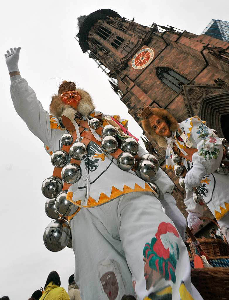 75 Jahre Breisgauer Narrenzunft: Jubilumszug durch die Freiburger Innenstadt.