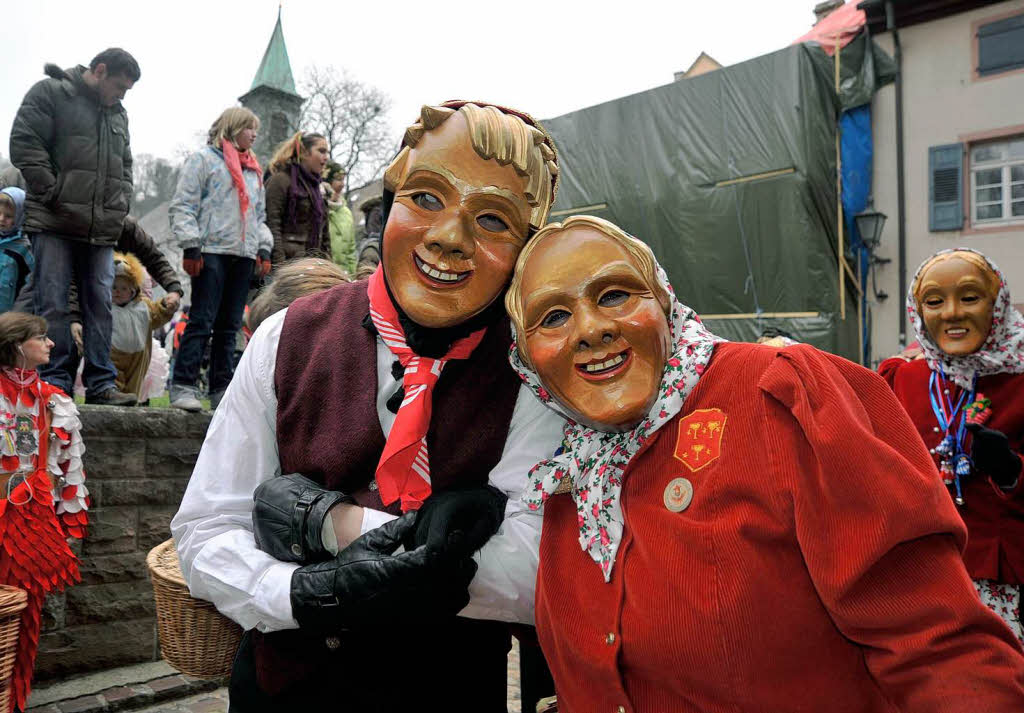 75 Jahre Breisgauer Narrenzunft: Jubilumszug durch die Freiburger Innenstadt.