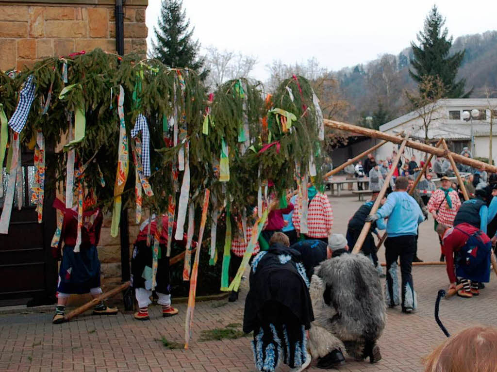 Unter dem Motto "Afrika im vorderen Wehratal" wurde am Sonntag in flingen die nrrische fnften Jahreszeit gefeiert.