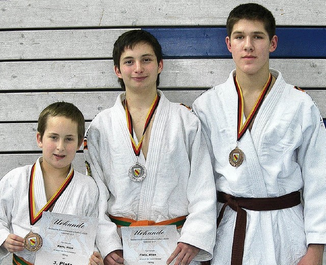 Erfolgreiche Judokas: Nico Kern, Allan...d von links) und Achim Bche (rechts)   | Foto: bz