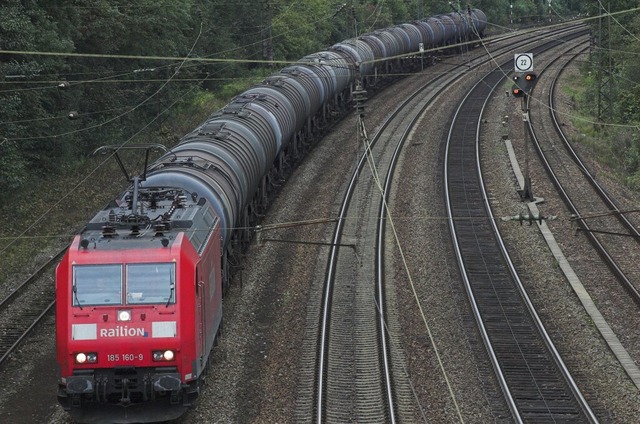 Auf welcher Trasse fahren in Zukunft Güterzüge durch die Region? | Foto: Siegfried Gollrad Auf welcher Trasse fahren in Zukunft Güterzüge durch die Region? | Foto: Siegfried Gollrad