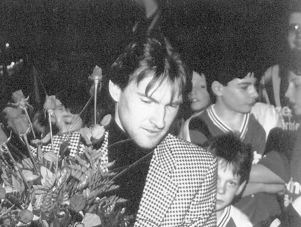 1993: Wiggerl Kögl (VfB Stuttgart) besucht die Stadtmeisterschaft 1993: Wiggerl Kögl (VfB Stuttgart) besucht die Stadtmeisterschaft