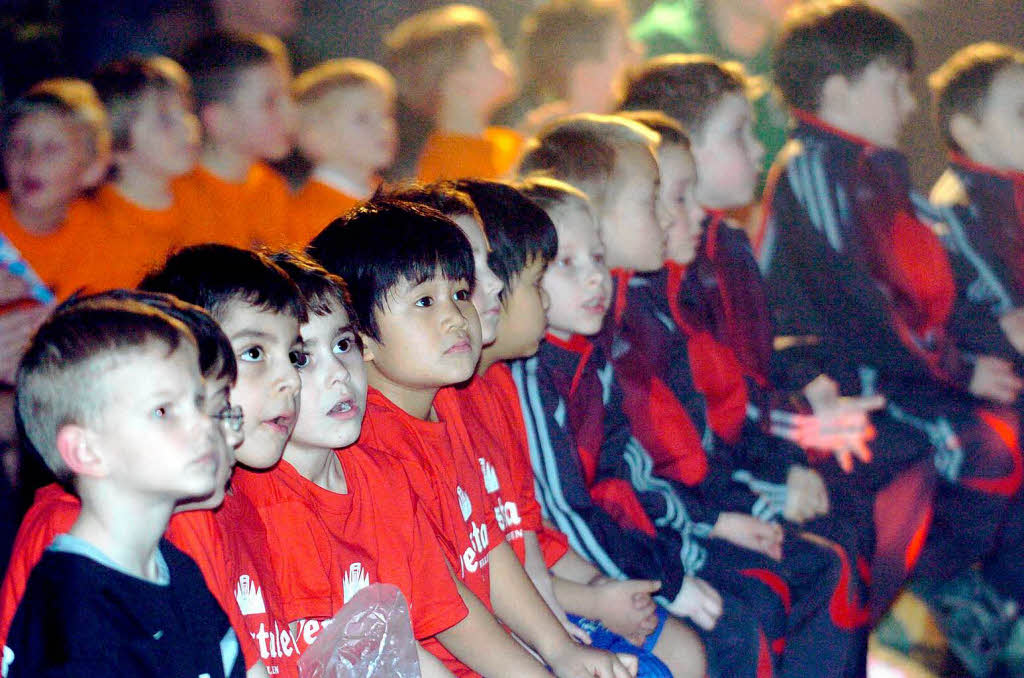 2008: Erwartungsvolle Bambini am Samstag 2008: Erwartungsvolle Bambini am Samstag