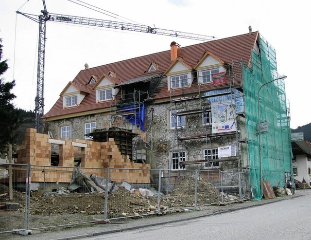 Das ehemalige Klosteramtshaus &#8222;H...rd dabei um einige Baukrper ergnzt.   | Foto: Manfred Lange