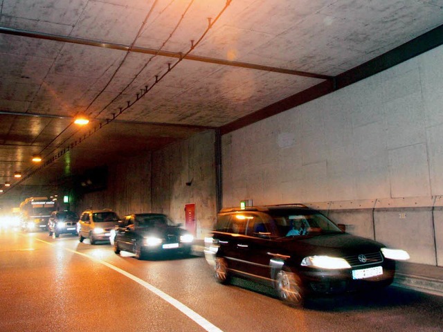 Der Schtzenalleetunnel &#8211; ein sensibler Punkt in Freiburgs Straensystem?  | Foto: dpa