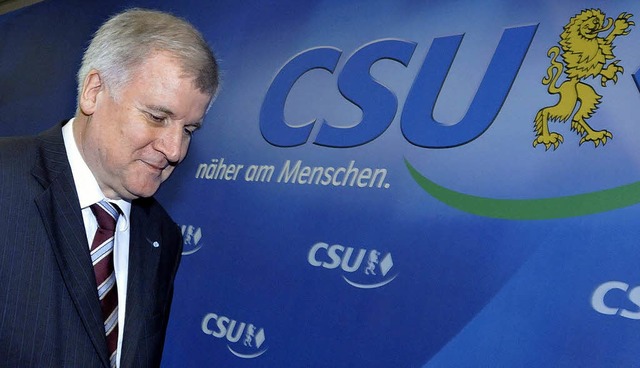 Versucht die CSU-Krise als Chancen umz...ef der Christsozialen, Horst Seehofer   | Foto: DPA