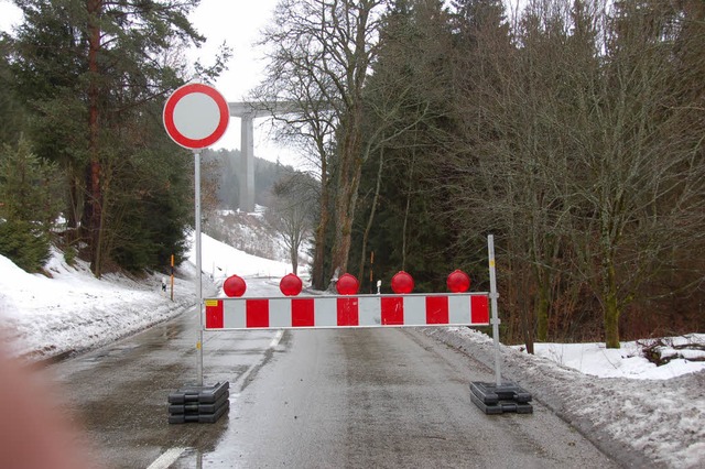 Auf der Landesstrae 156 zwischen Neustadt und Lenzkirch geht nichts mehr.  | Foto: peter stellmach