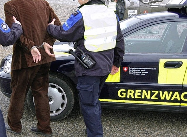 Mit dem Schengener-Informationssystem ...f die Grenzwache 240 Verdchtige auf.   | Foto: BZ