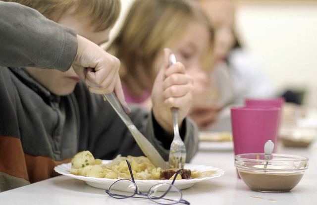 Hartheimer Kinder bekommen knftig ihr Mittagessen in der Schule.   | Foto: ddp