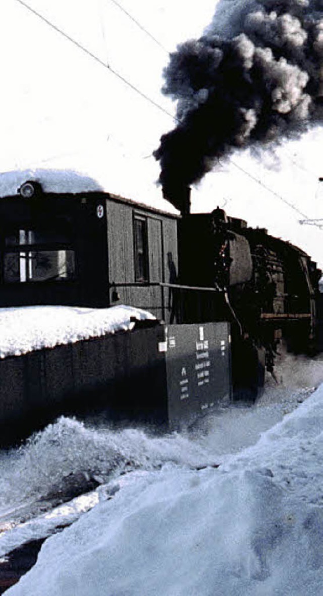 &#8222;Waldshut Schneepflug&#8220; hie...r die Schienen vom   Schnee befreite.   | Foto: privat