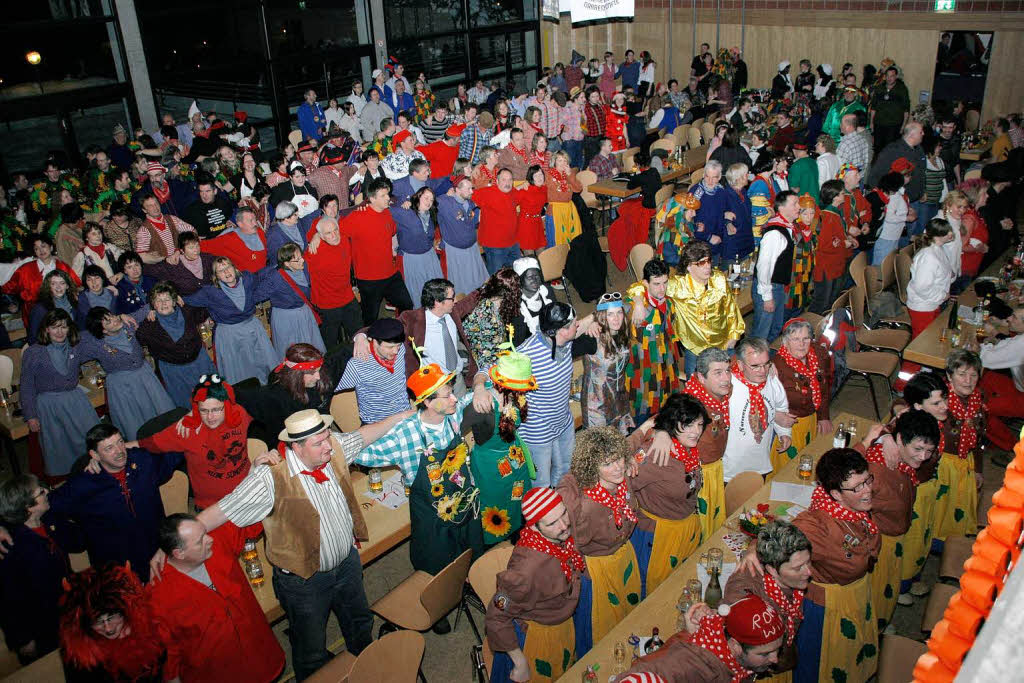 Die Galgenvgel prsentierten dem nrrischen Volk beim Zunftabend in der Schwarzwaldhalle in Grafenhausen ein kurzweiliges, spritzig-witziges Bhnenprogramm