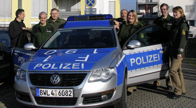 Die sieben vom Polizeiposten  Kirchzar..., Michael Schultis und Anja Hoffmann    | Foto: Ulrich Kluge