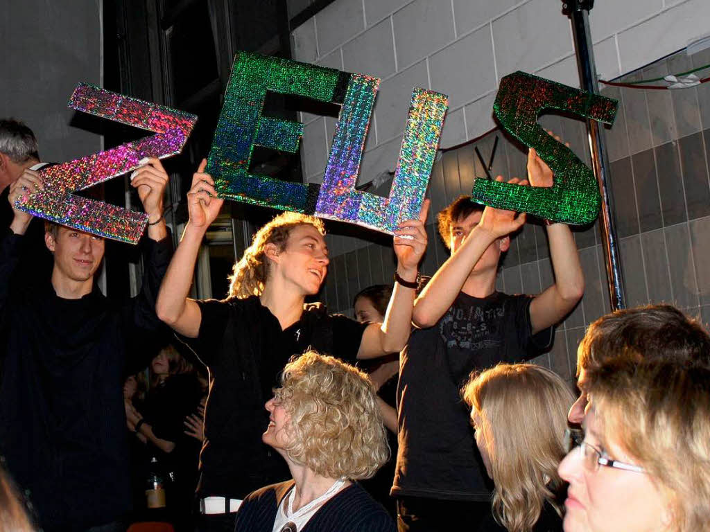 Der Fanclub des Gottes Zeus. Der Fanclub des Gottes Zeus.