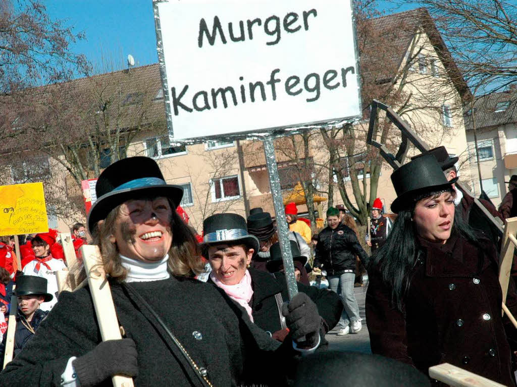 Farbenfroh ging’s beim Murger Kinderumzug quer durch alle Handwerksberufe.