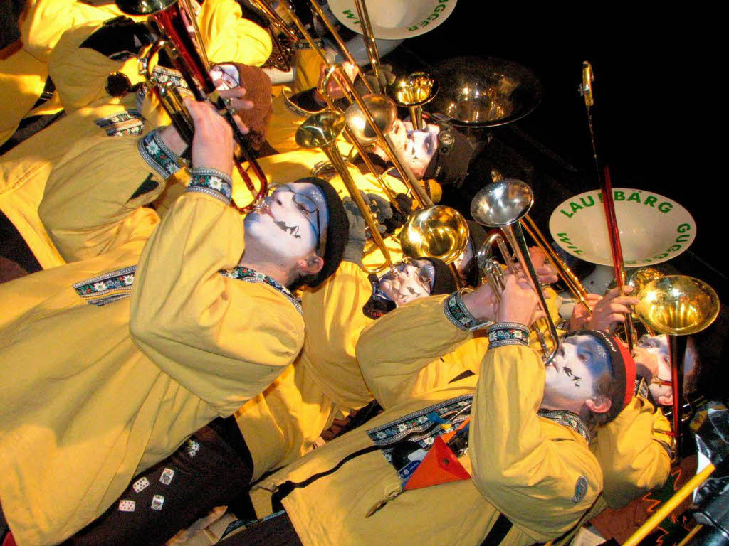 39 Bands, 1500 Musiker, fnf Bhnen: Das Stdtle bebte beim 18. Open-Air-Gugge-Festival.