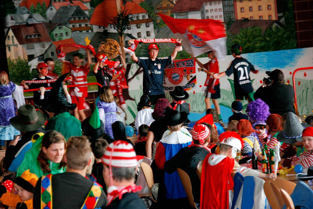 Kinderfasnet und Hemdglunkerumzug standen am Fasnetsamstag in Grafenhausen im Mittelpunkt der Narretei