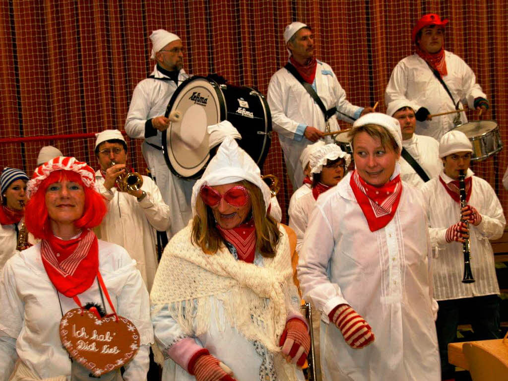 Kinderfasnet und Hemdglunkerumzug standen am Fasnetsamstag in Grafenhausen im Mittelpunkt der Narretei