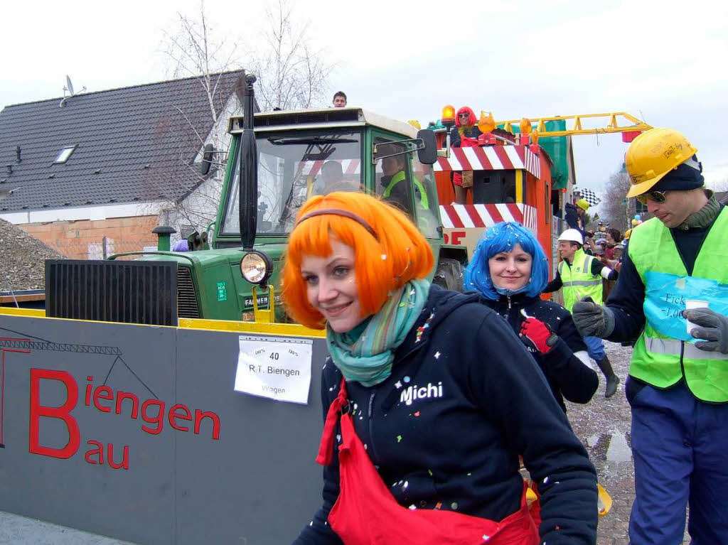 Ausgelassene Narretei und Frohsinn beim Fasnetumzug am Sonntag in Hartheim.