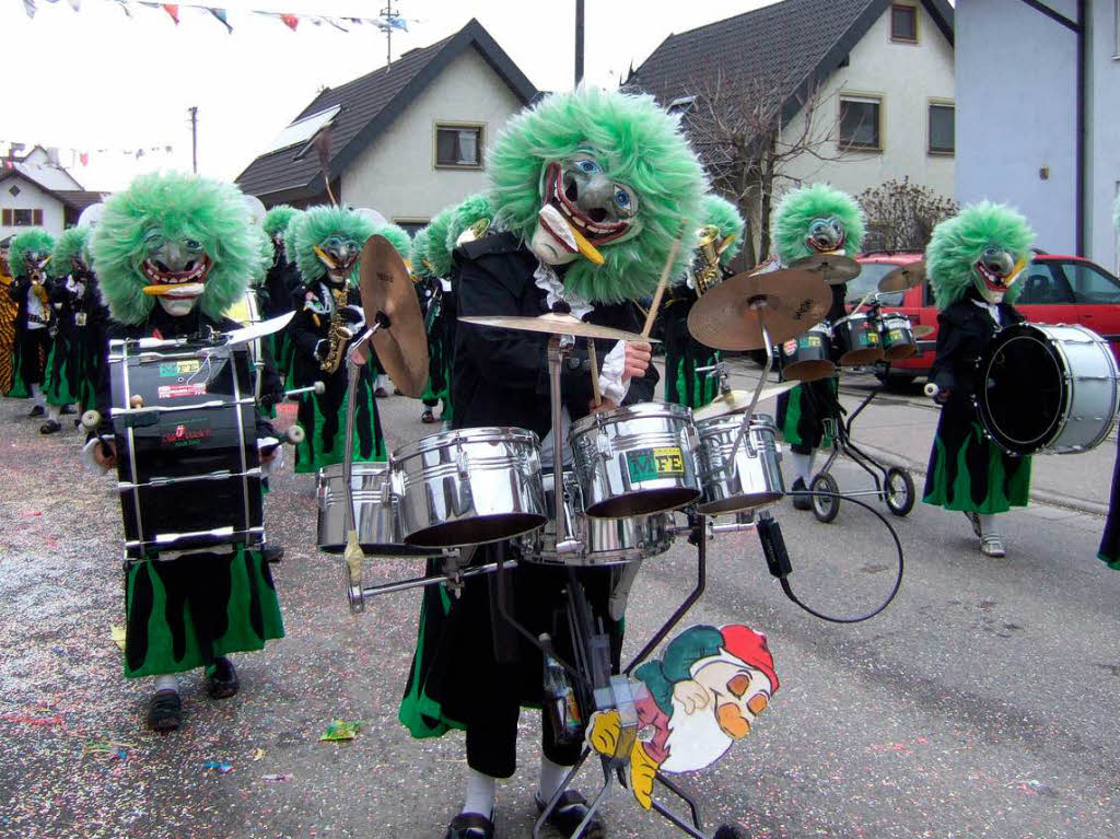 Ausgelassene Narretei und Frohsinn beim Fasnetumzug am Sonntag in Hartheim.