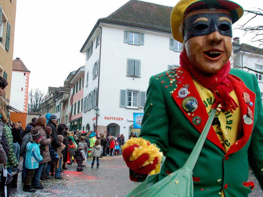 Fotos und Impressionen des Fasnachtsumzugs 2009<?ZP?>
beider Rheinfelden.