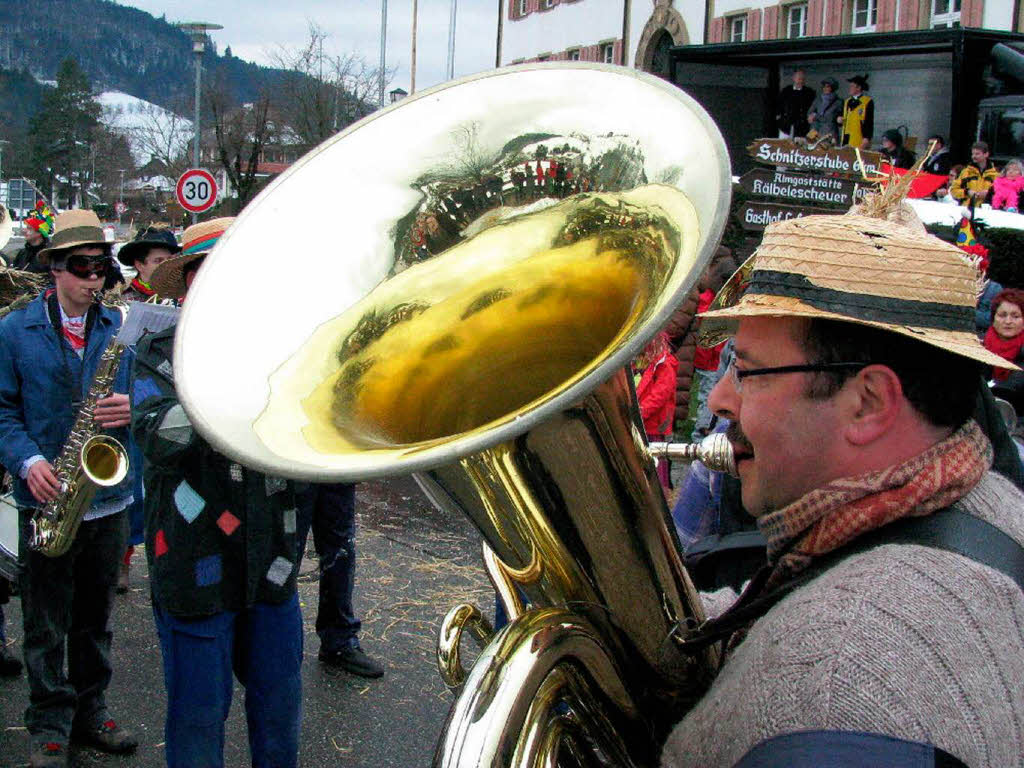 Die Musik spielt auf