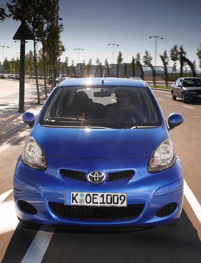 Toyota Aygo fr Seite &quot;Mobiles Leben&quot; ADAC-Test Billigautos  | Foto: Werksfoto