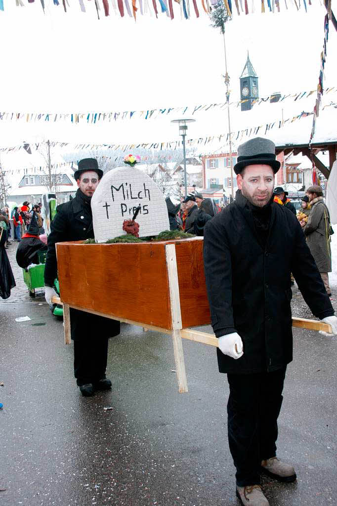 Dass es den Grafuser Umzugsteilnehmern an tollen Ideen nicht mangelt, stellten sie am Fasnetsonntag einmal mehr unter Beweis.