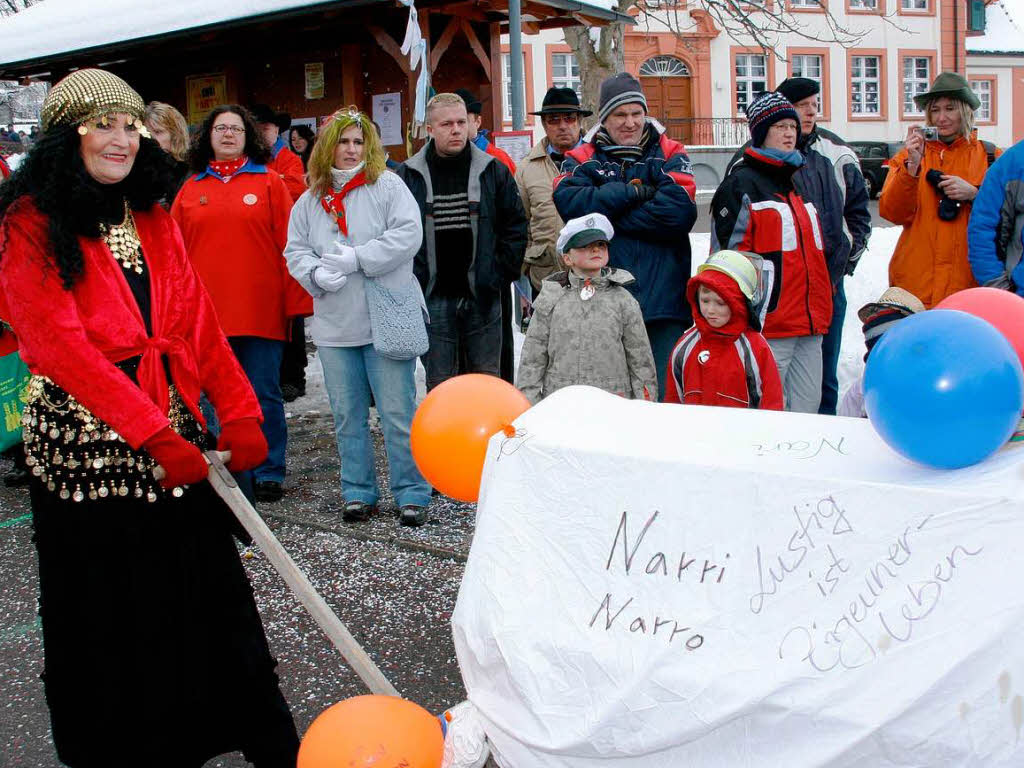 Dass es den Grafuser Umzugsteilnehmern an tollen Ideen nicht mangelt, stellten sie am Fasnetsonntag einmal mehr unter Beweis.