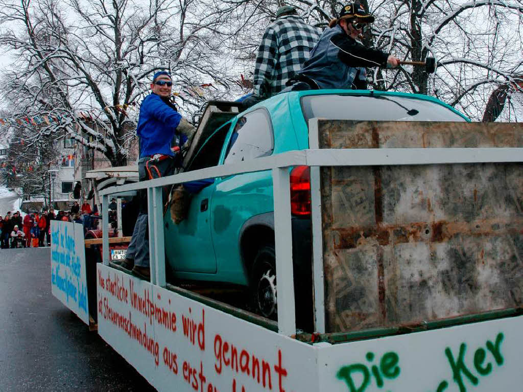 Dass es den Grafuser Umzugsteilnehmern an tollen Ideen nicht mangelt, stellten sie am Fasnetsonntag einmal mehr unter Beweis.