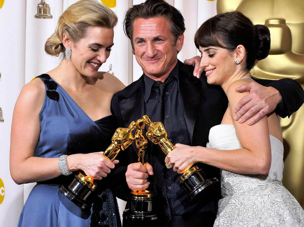 Feiern gemeinsam: Kate Winslet, Sean Penn und Penelope Cruz