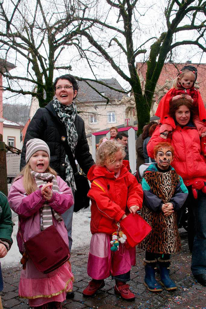 Spaß hatten die Kinder am Rosenmontag in Schopfheim. Spaß hatten die Kinder am Rosenmontag in Schopfheim.