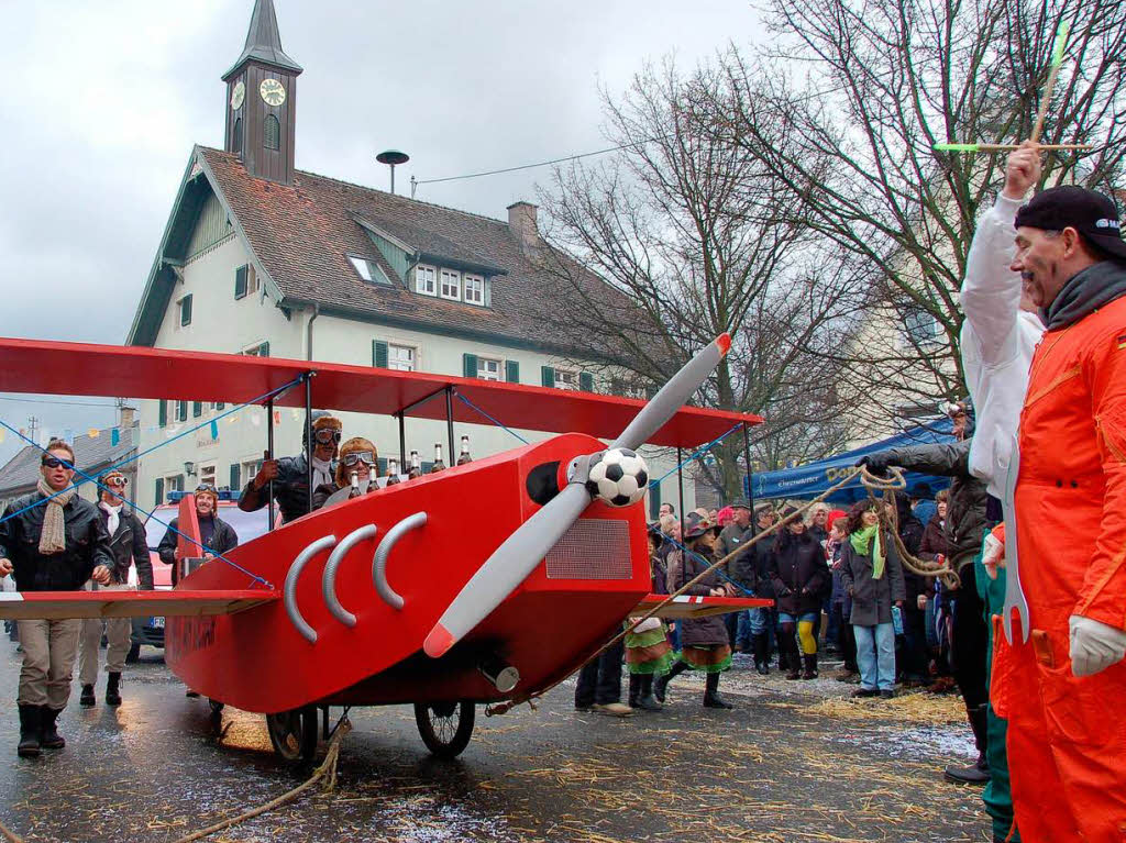 Das Flugzeug der alten Herren Untermnstertal war zu Lande sicher unterwegs