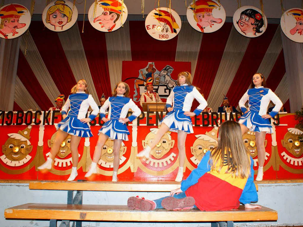 Bockbier, Btten und Ballett - dieses bewhrte Motto  bewirkte Ausgelassenheit in der  Boehle-Halle.